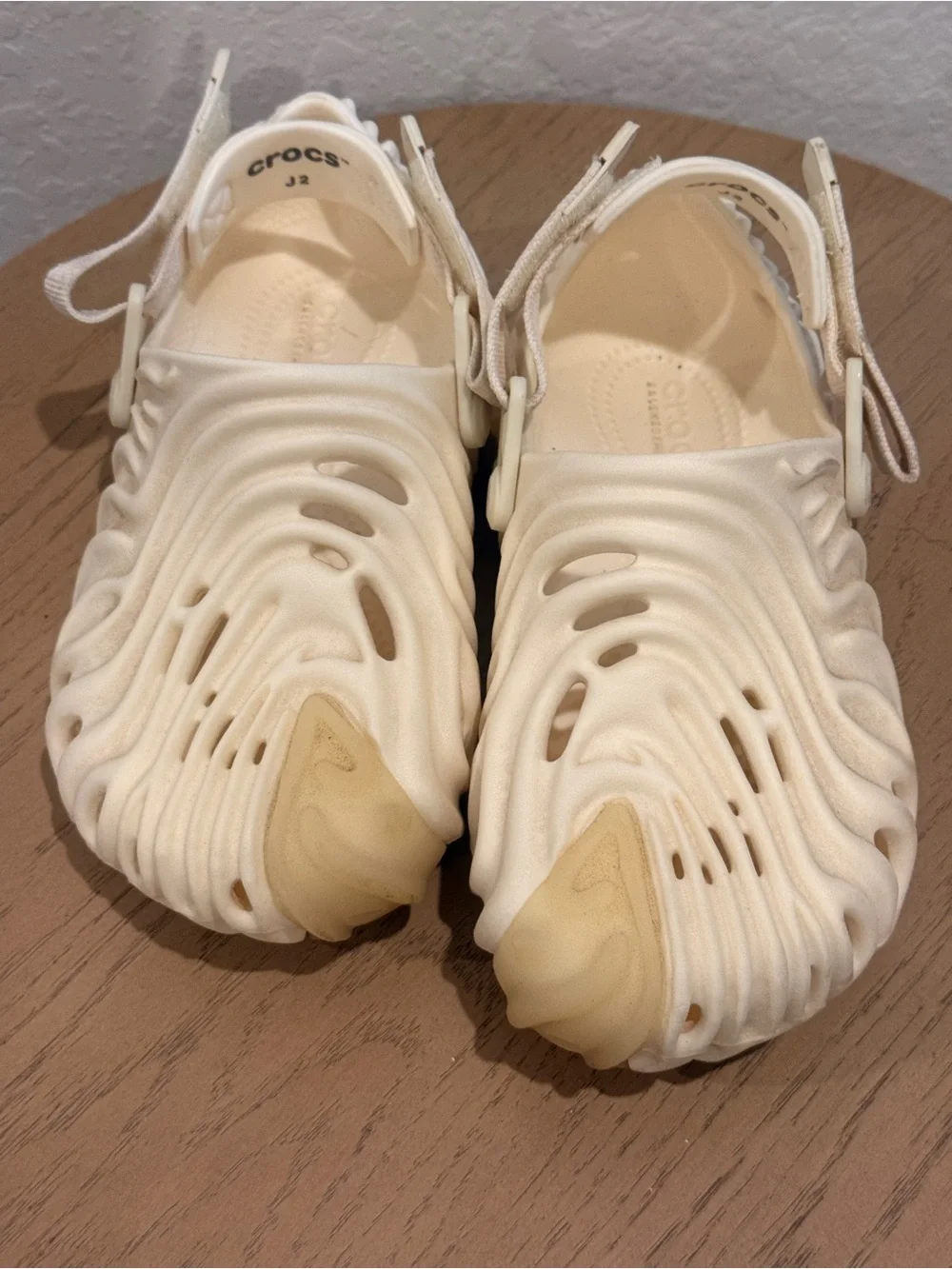 CROCS Off-White Sculpted Foam Sandals